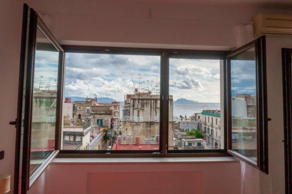 La Finestra Sul Golfo Apartment Naples Exterior photo